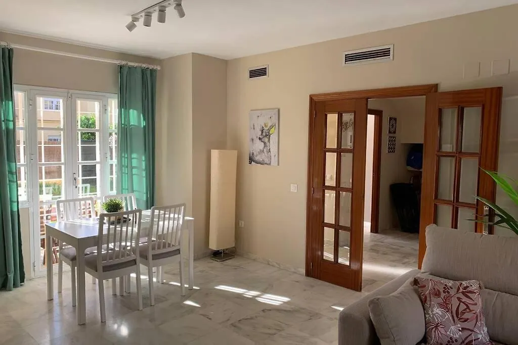 Villa CASA DE LUJO CON PISCINA en la mejor zona de Jerez Jerez de la Frontera 0*,
