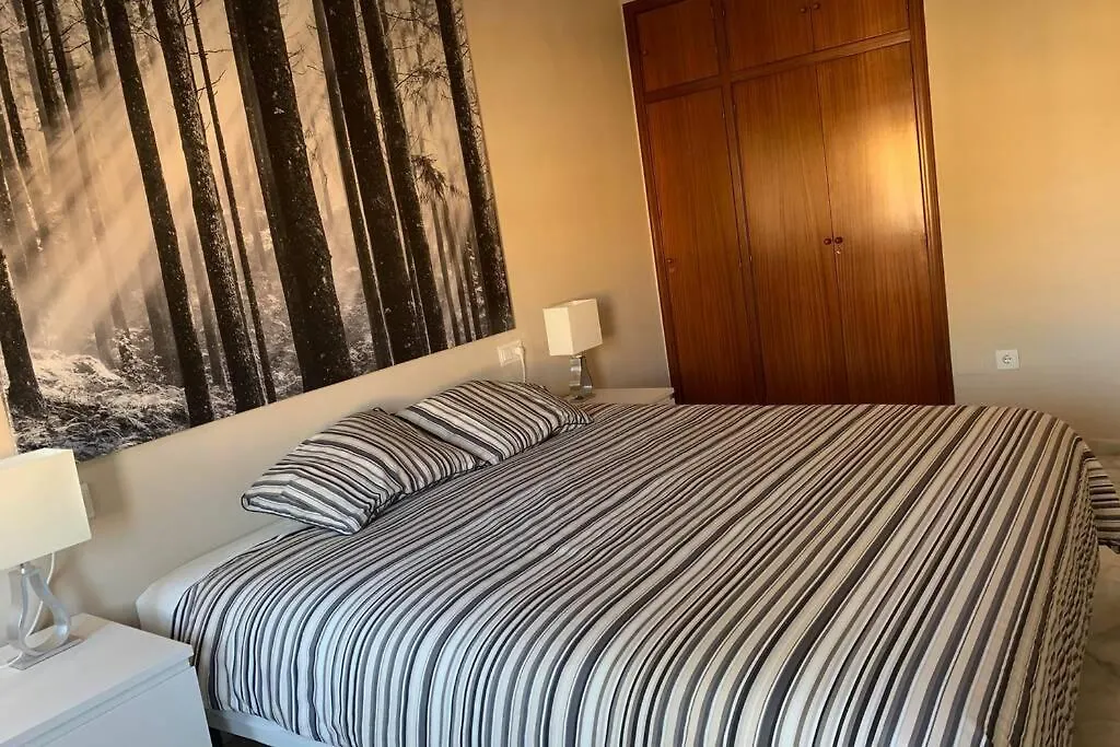 Сasa de vacaciones Villa CASA DE LUJO CON PISCINA en la mejor zona de Jerez Jerez de la Frontera