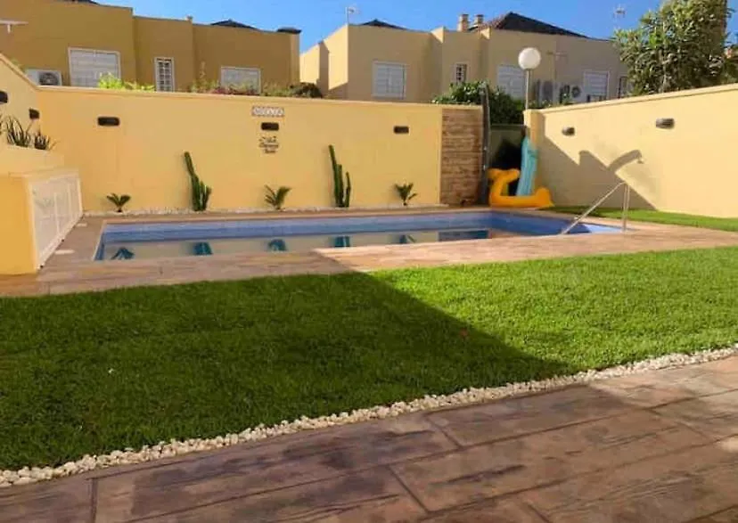 Villa CASA DE LUJO CON PISCINA en la mejor zona de Jerez Jerez de la Frontera